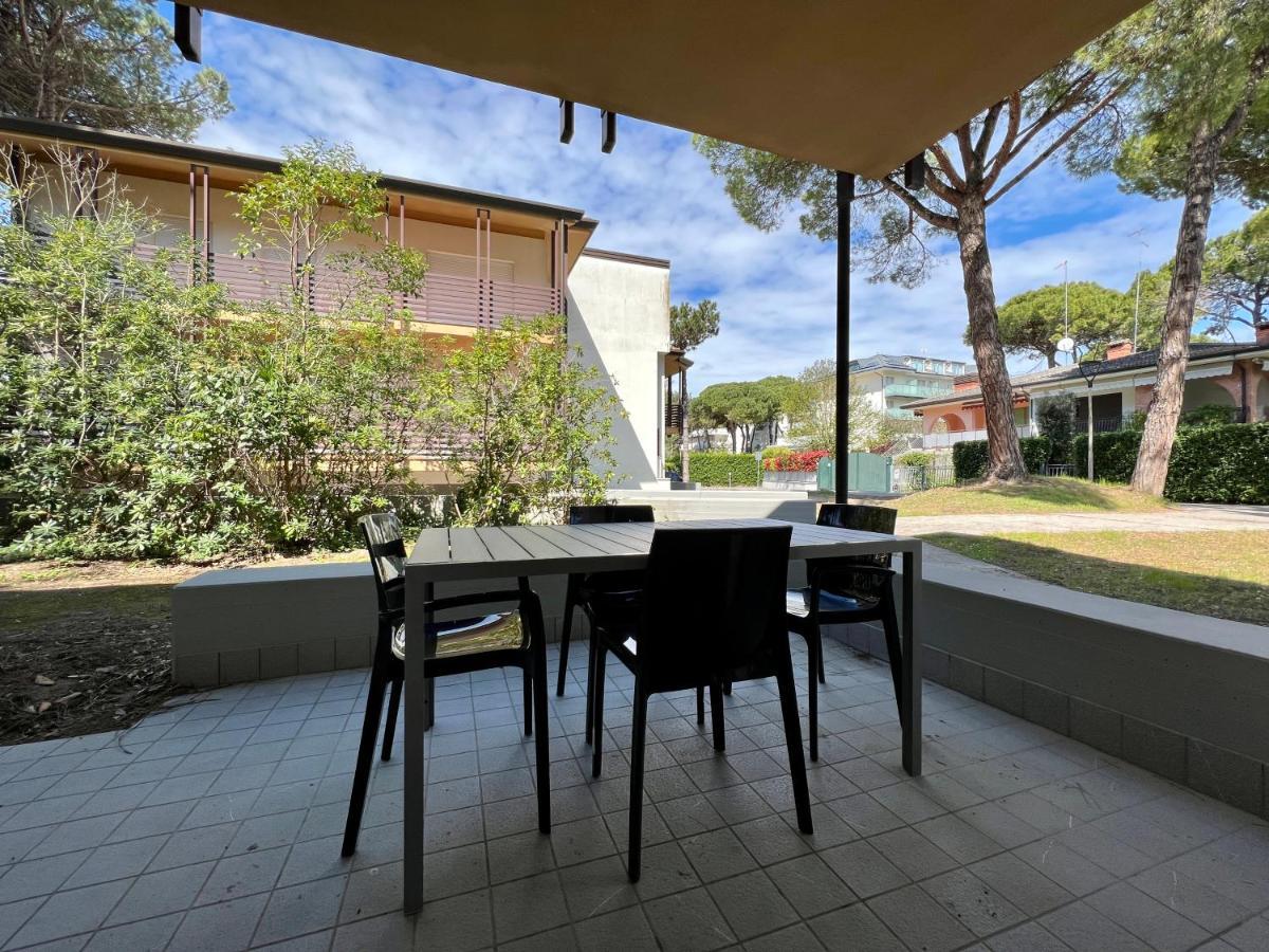 Prassitele Apartments Lignano Sabbiadoro Extérieur photo
