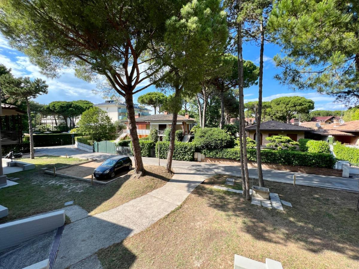 Prassitele Apartments Lignano Sabbiadoro Extérieur photo